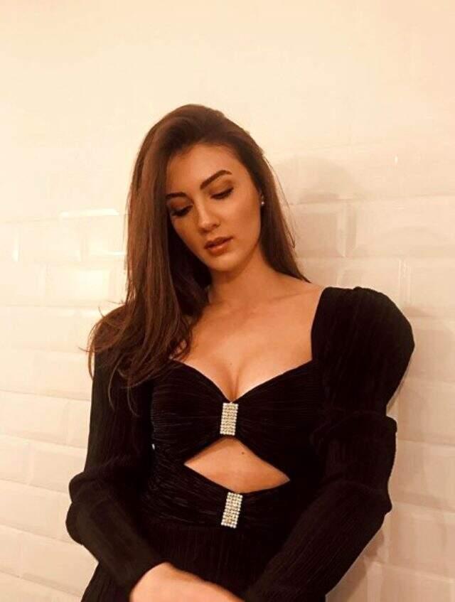 Afili Aşk dizisinin Ayşe'si Burcu Özberk'ten 'doğum günü ...