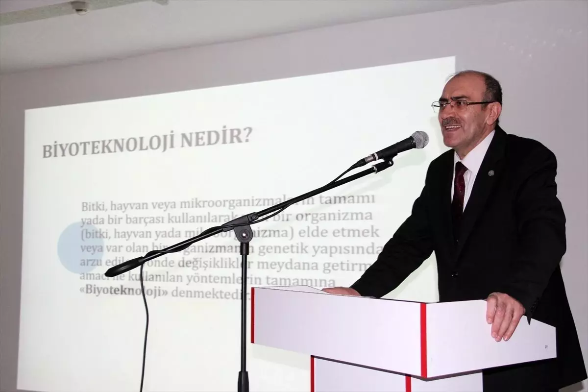 Ağrı'da 'Biyoteknoloji ve Hayatın Sırları' konferansı