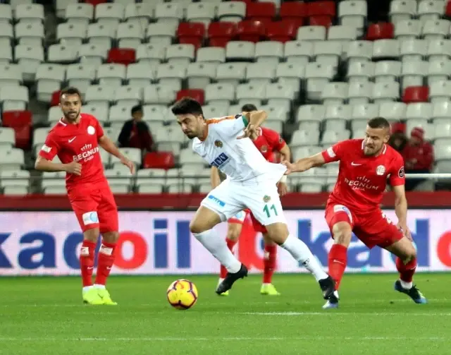 Antalya Derbisinde 7 Randevu Spor