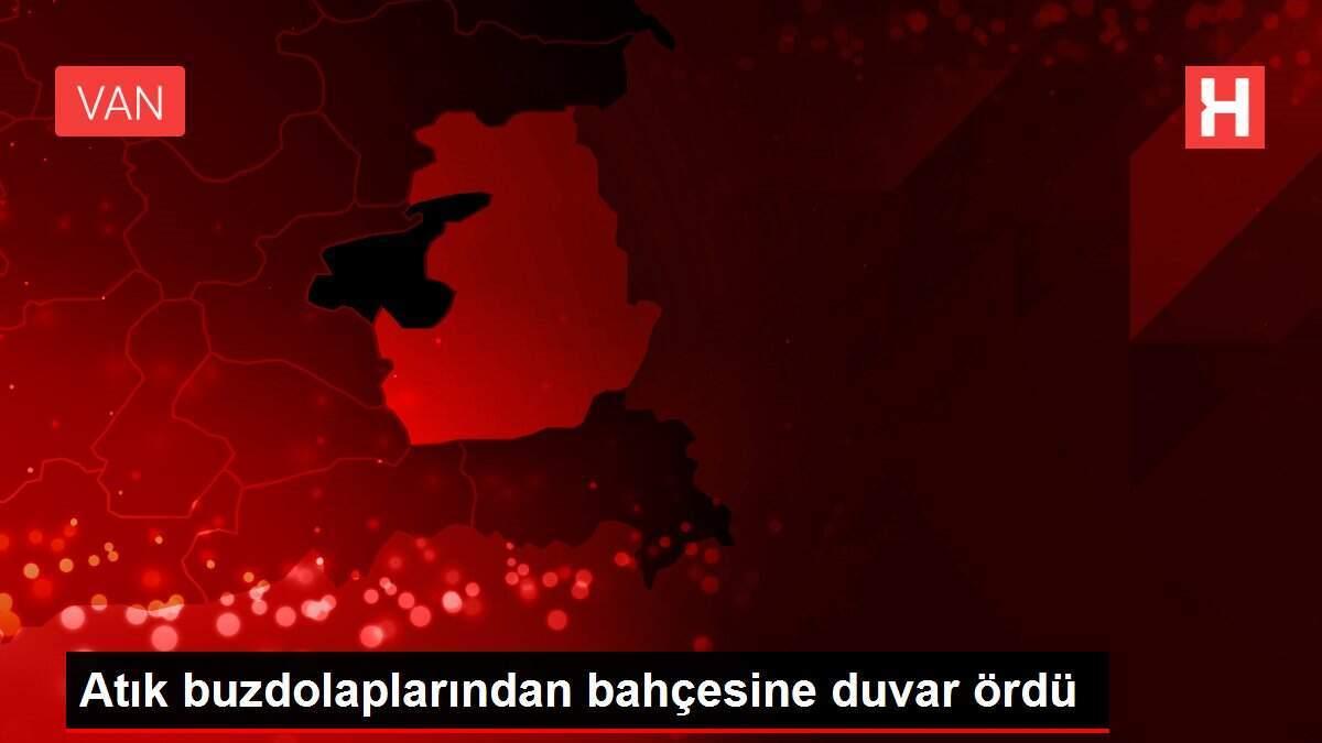 Atık buzdolaplarından bahçesine duvar ördü Haberler Atık buzdolaplarından bahçesine duvar ördü Haberler