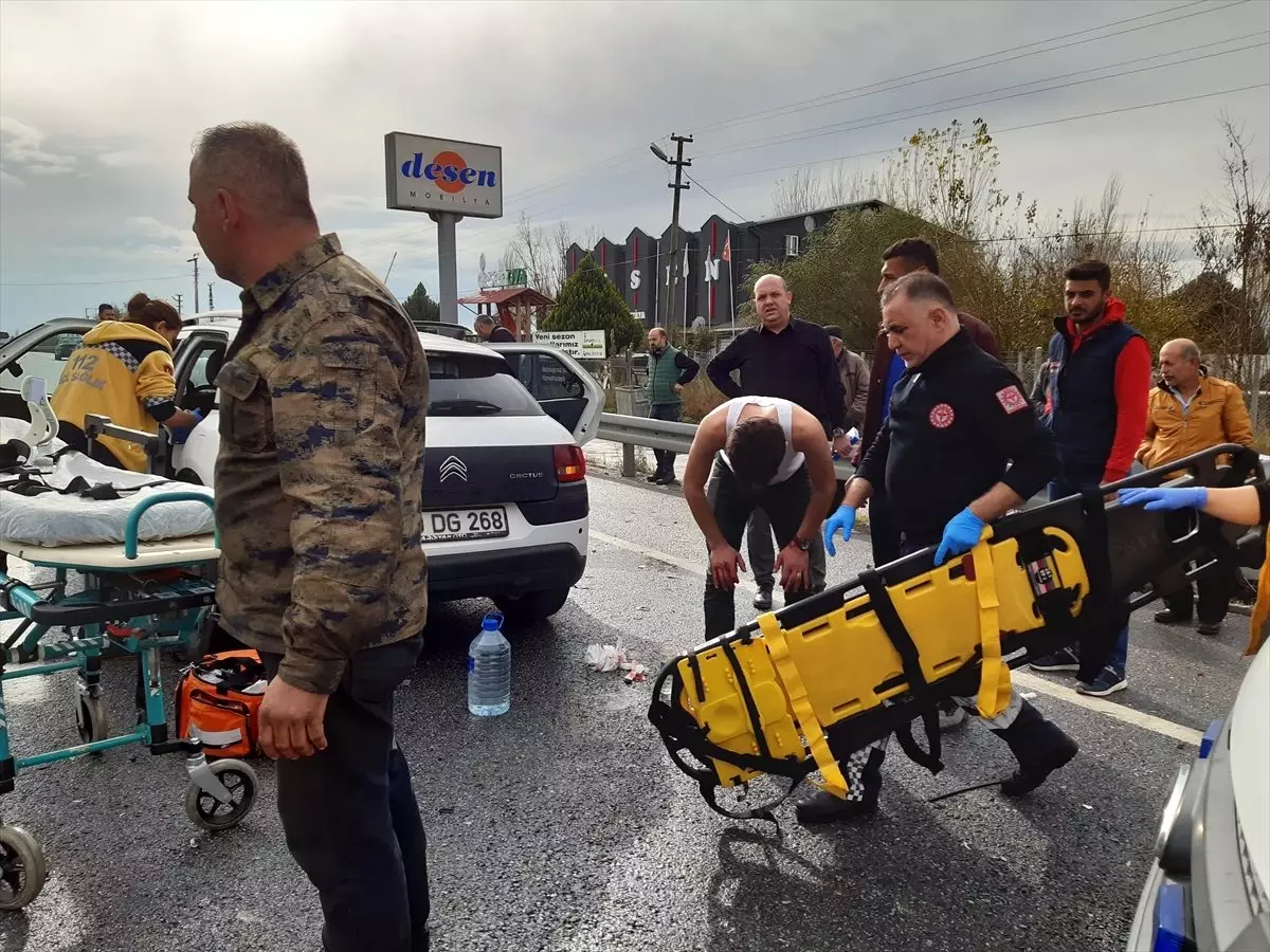 Aydın'da iki otomobil çarpıştı: 4 yaralı