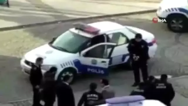 Bayburt'ta katil zanlısının yakalanma anı kamerada