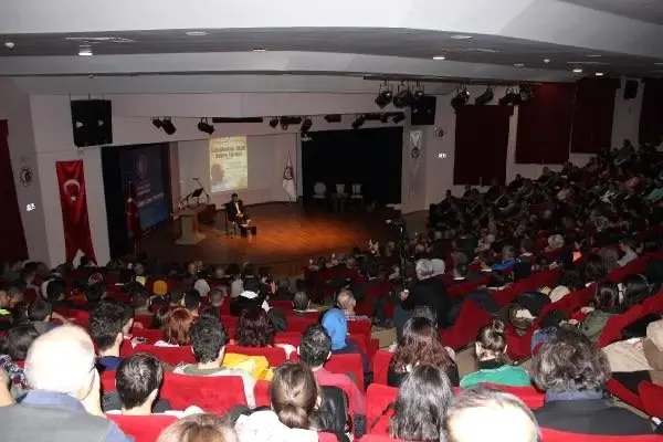 Comu De Prof Dr Sabahattin Zaim Icin Anma Toreni Canakkale