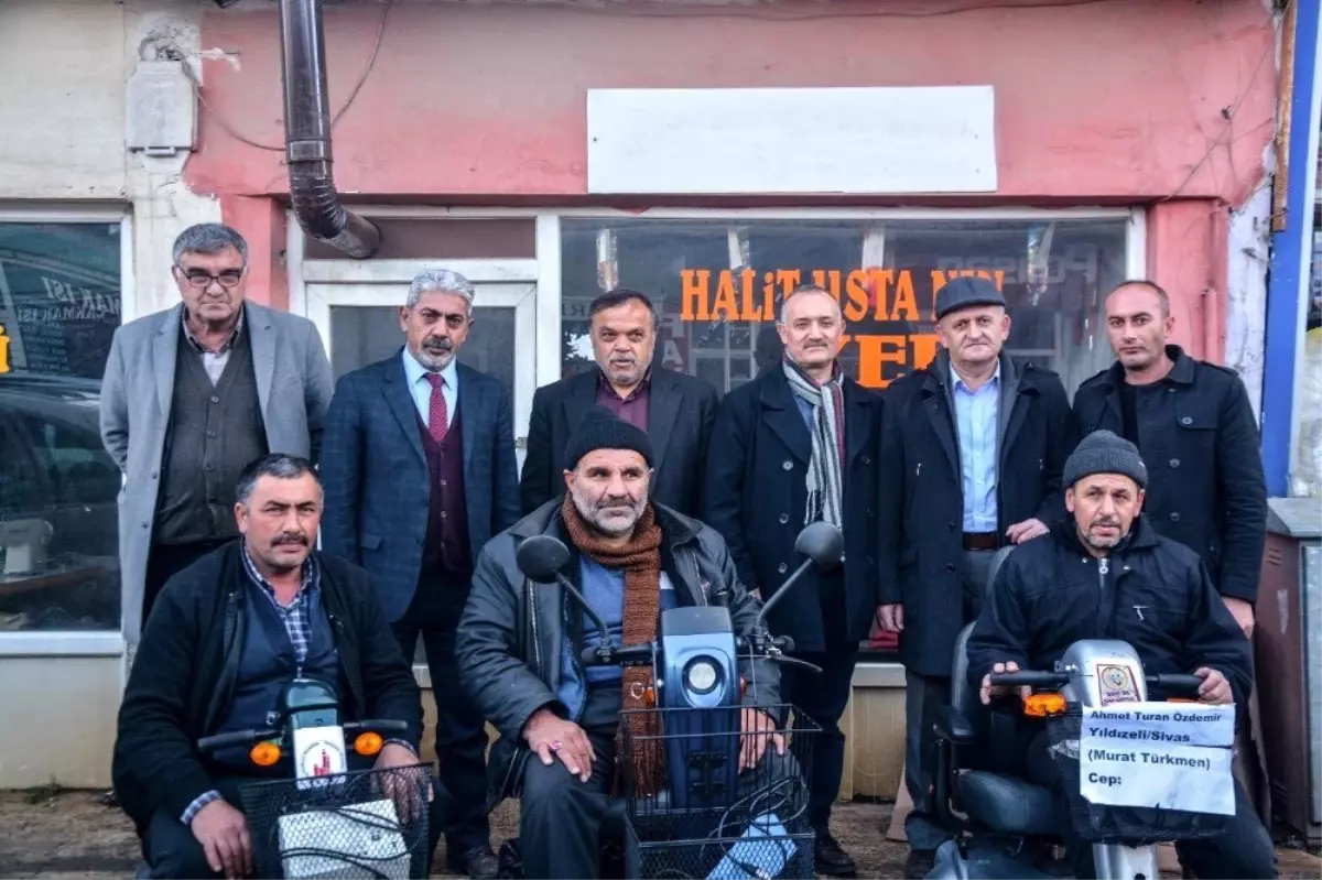 Gurbetçi İş Adamı Engelli Hemşehrilerinin yüzünü güldürdü