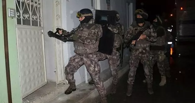 İstanbul'da yılbaşı öncesi dev sahte içki operasyonu: 107 gözaltı