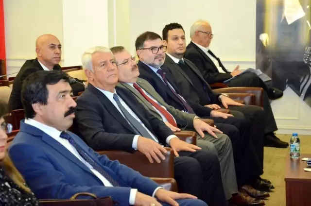 İZKA'da yeni yönetim belirlendi İZKA'da yeni yönetim belirlendi