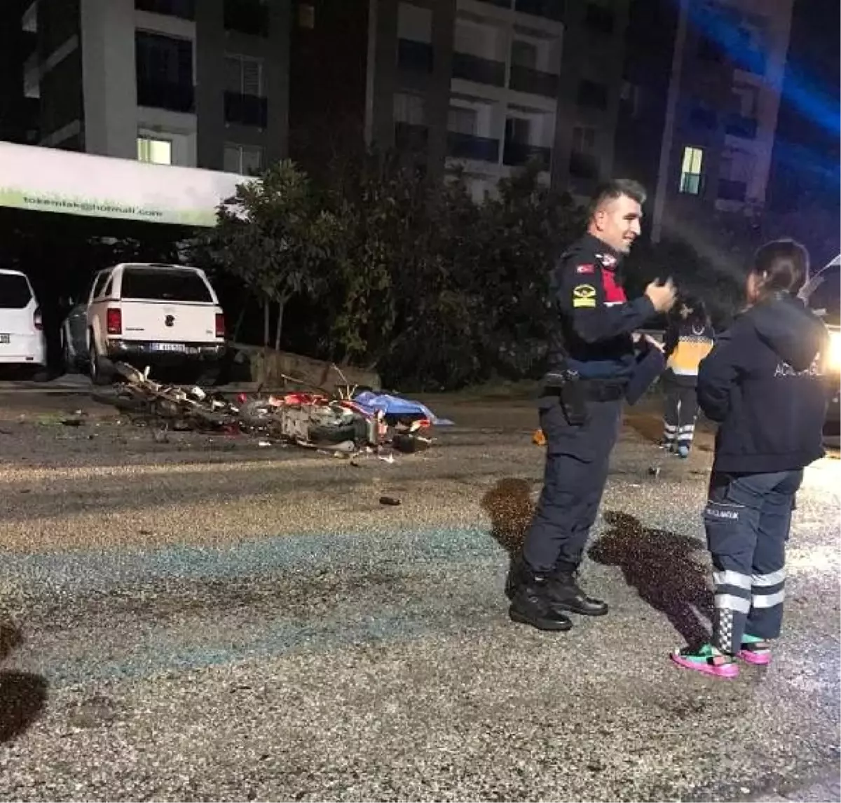 Motosikletler kafa kafaya çarpıştı: 1 ölü, 1 yaralı