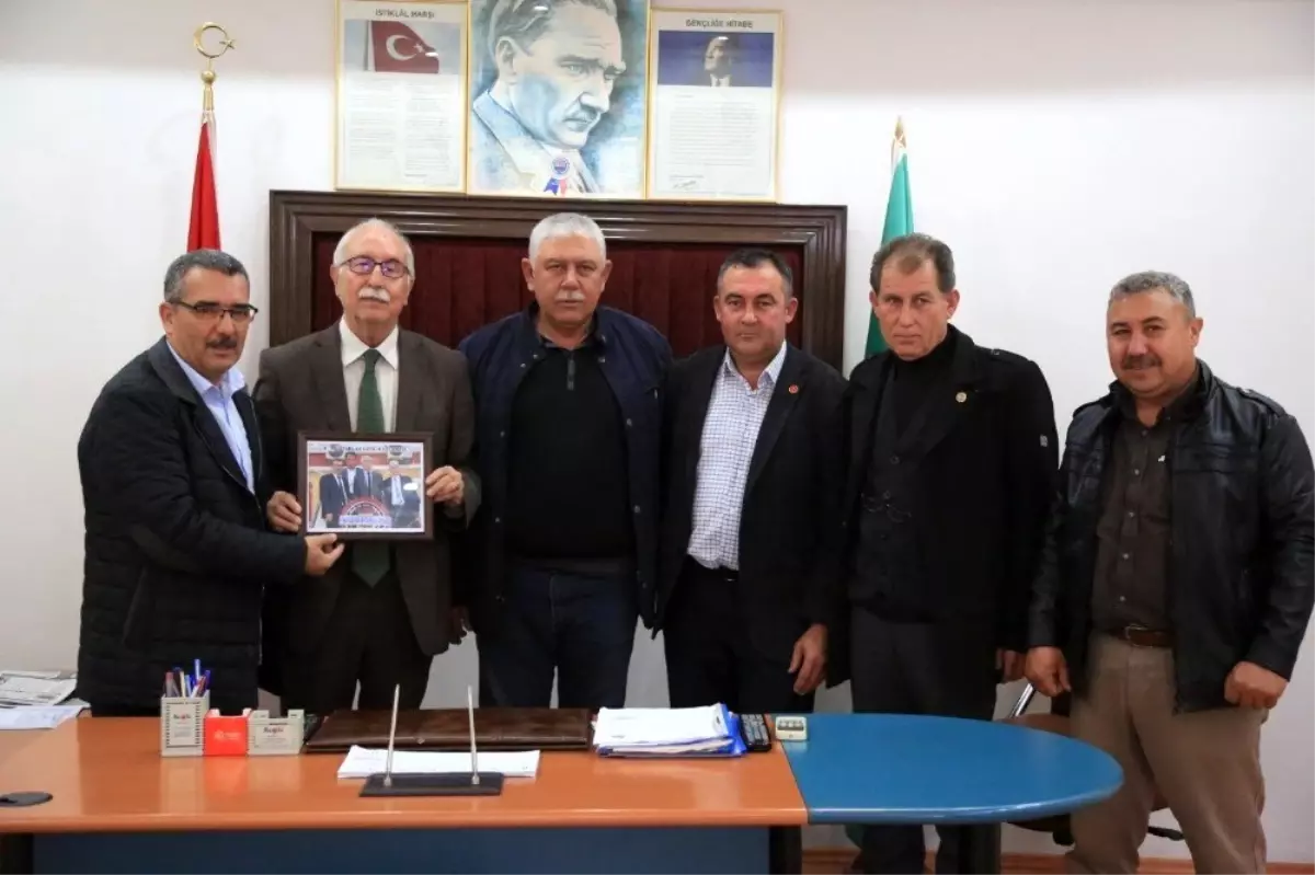 Muhtarlar Derneği'nden Başkan Atıcı'ya teşekkür
