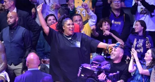 NBA maçında kalçasını açan Lizzo, eleştirilere cevap verdi: Eleştirileriniz sizi ilgilendirir NBA maçında kalçasını açan Lizzo, eleştirilere cevap verdi: Eleştirileriniz sizi ilgilendirir