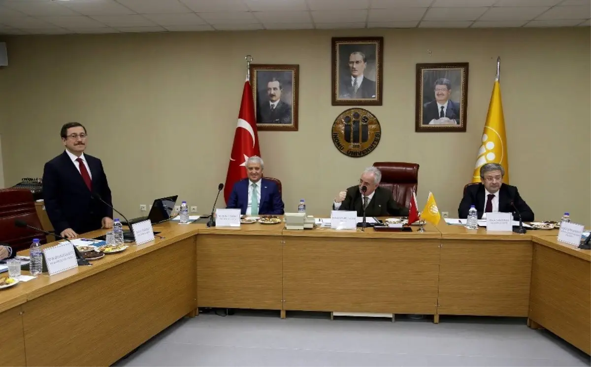 Rektörler Malatya'da bir araya geldi