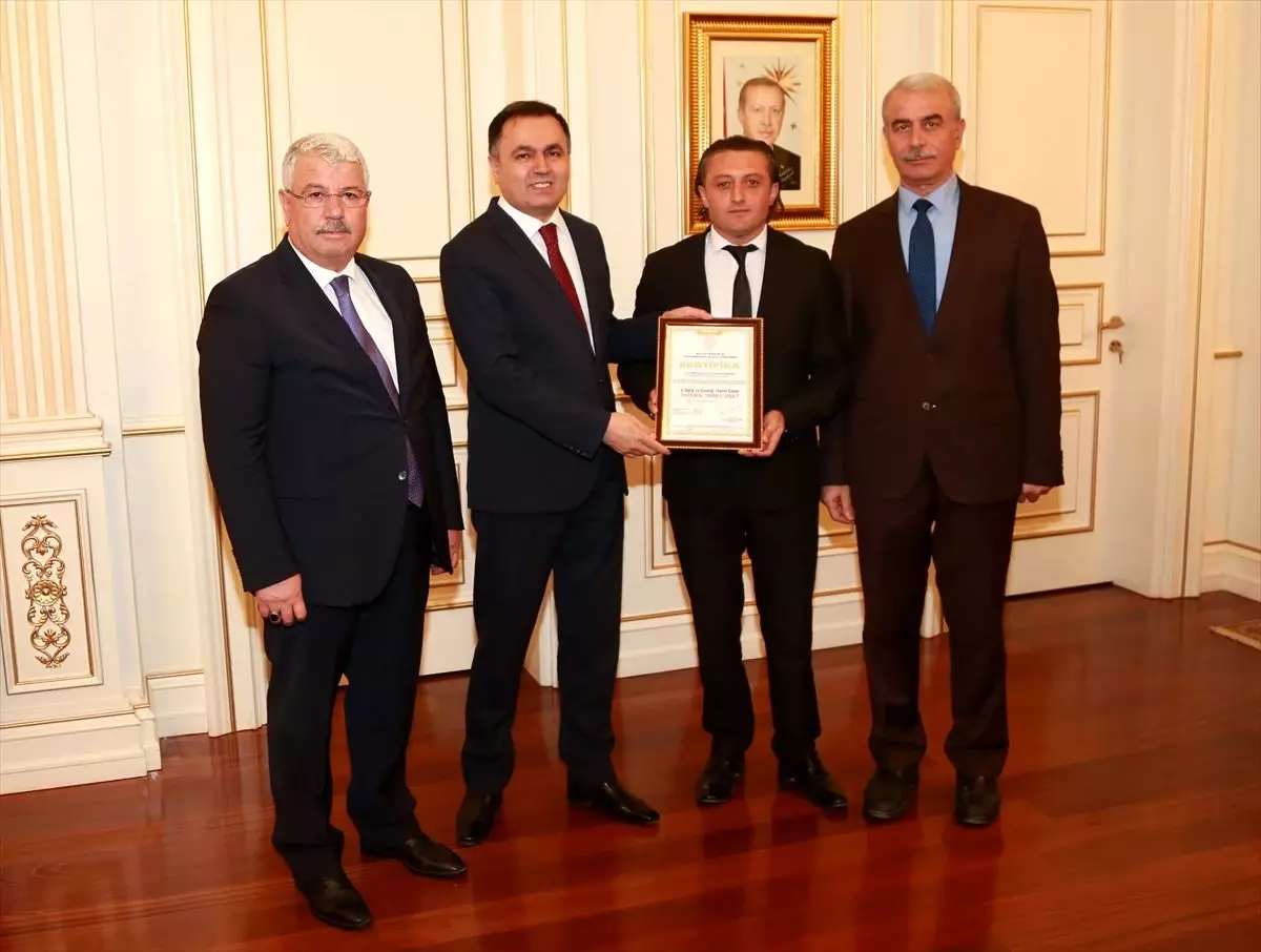Sorgun Yunus Emre İlk ve Ortaokuluna uluslararası sertifika
