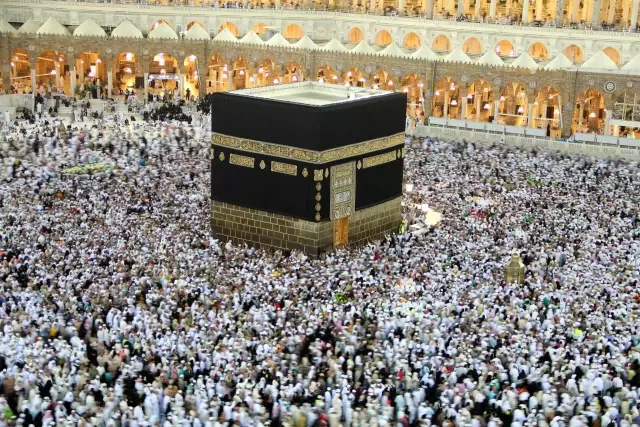 suudi arabistan hac ve umre ibadetinde sigorta sistemini baslatti