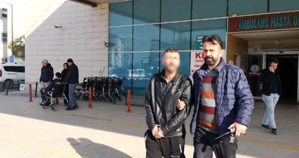 'Uyuşturucu satanların hepsini döveceğim' dedi, evinden uyuşturucu çıktı