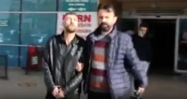 'Uyuşturucu satanların hepsini döveceğim' dedi, evinden uyuşturucu çıktı 'Uyuşturucu satanların hepsini döveceğim' dedi, evinden uyuşturucu çıktı