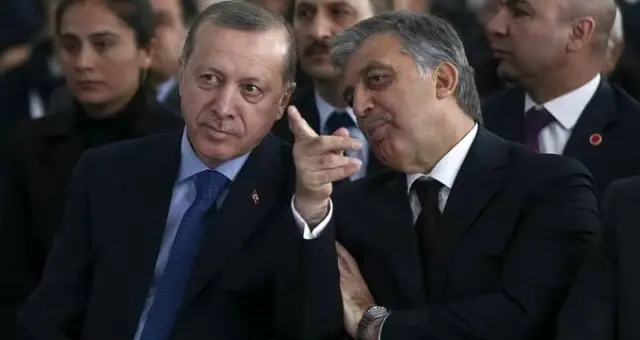 Abdullah Gül Şehir Üniversitesi'yle ilgili sessizliğini bozdu: Tayyip Bey'i aradım, 'hukuk içinde bir çözüm üretilebilir' dedim Abdullah Gül Şehir Üniversitesi'yle ilgili sessizliğini bozdu: Tayyip Bey'i aradım, 'hukuk içinde bir çözüm üretilebilir' dedim