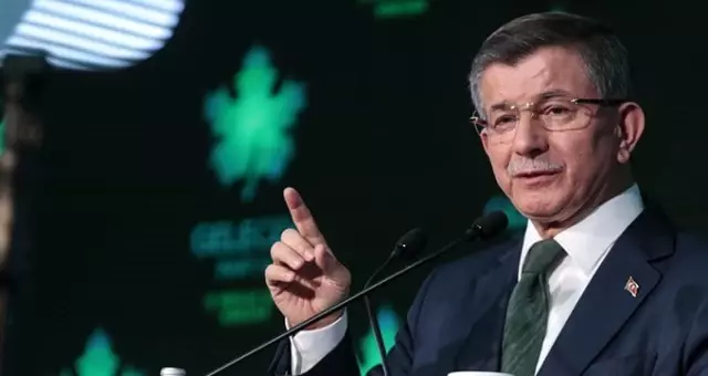 Davutoğlu, Gelecek Partisi'nin logosunu ve ismini nasıl bulunduğunu anlattı