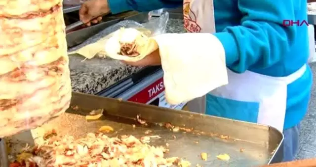 Döner tartışması sürerken Canan Karatay'a suç duyurusunda bulunuldu