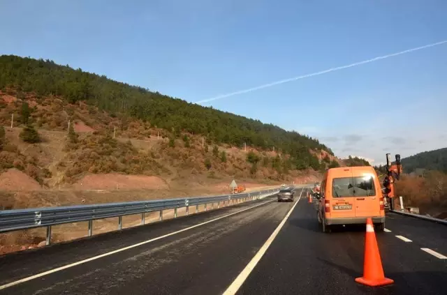 Emet-Tavşanlı yolunun 'ölüm virajları' tarih oldu