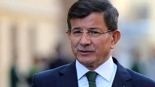 Son dakika: Eski Başbakan Ahmet Davutoğlu'nun kurucuları arasında yer aldığı yeni parti Ankara'da kuruldu
