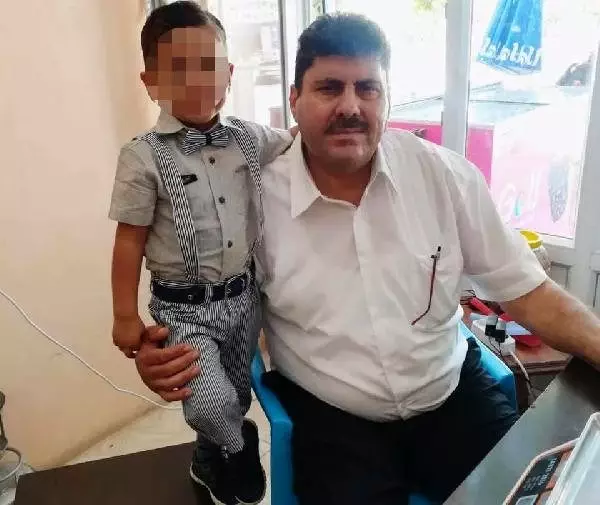 Hatay'da 3 otomobilin karıştığı zincirleme kaza: 1 ölü, 3 yaralı Hatay'da 3 otomobilin karıştığı zincirleme kaza: 1 ölü, 3 yaralı