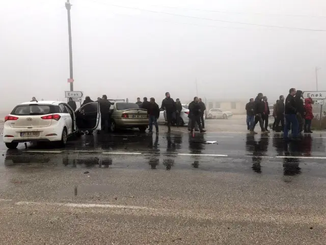 Hatay'da sis kazası: 4 yaralı Hatay'da sis kazası: 4 yaralı