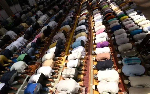 İstanbul'da cuma namazı kaçta? 13 Aralık İstanbul cuma namazı saati - ezan vakti