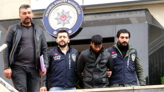 Kendilerine 'Ninja Kaplumbağalar' diyen hırsızlar suçüştü yakalandı
