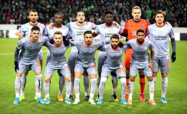 Medipol Başakşehir, Borussia Mönchengladbach'ı 2-1 yendi!