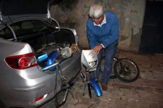 Polis, imamın çalınan motosikletini 14 yıl sonra bulup teslim etti