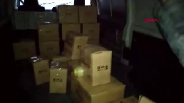 Adana'da bin litre etil alkol ele geçirildi Adana'da bin litre etil alkol ele geçirildi