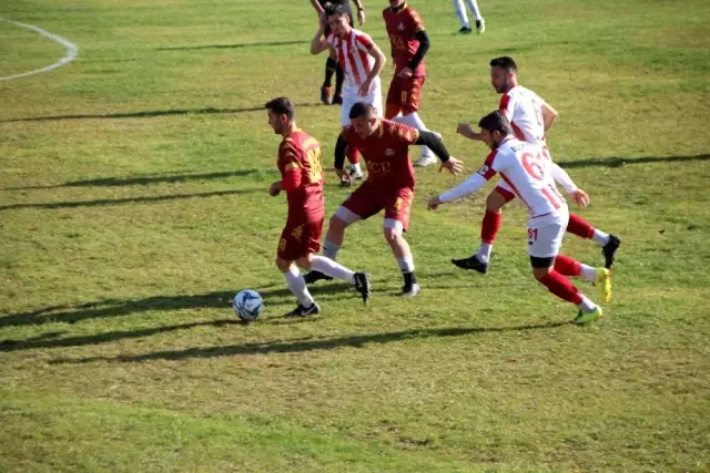 Bilecik derbisinin galibi Bilecikspor oldu Bilecik derbisinin galibi Bilecikspor oldu