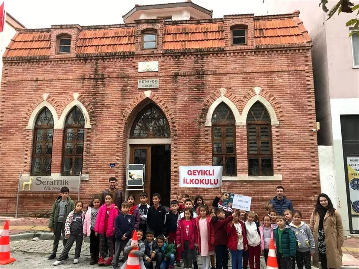 Çanakkaleli küçük sanatçılar müzeleri gezdi