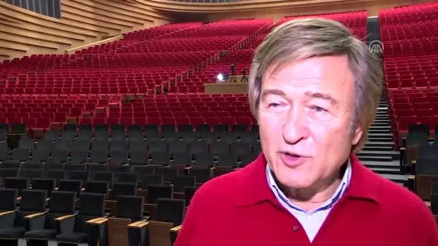 Erol Evgin 50. Sanat Yılı Konserleri nin görkemli finalini Ankara'da yaptı (2)