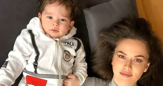 Fahriye Evcen oğlu Karan’ı paylaştı, sosyal medyada yer yerinden oynadı