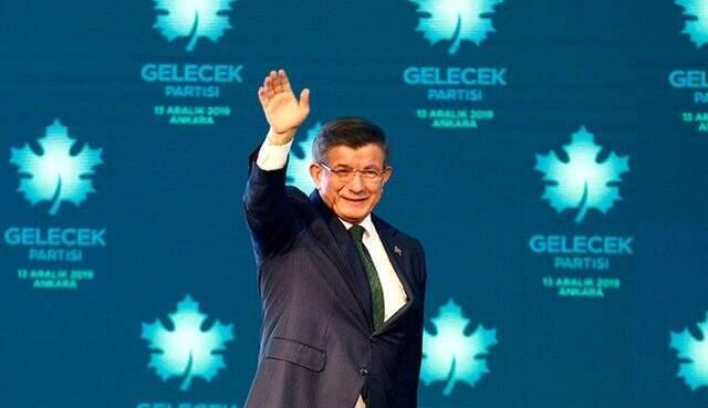 Gelecek Partisi'nin ilk belediye başkanı Halil Kulak, partiye katılmak isteyen başka belediye başkanlarının olduğunu açıkladı