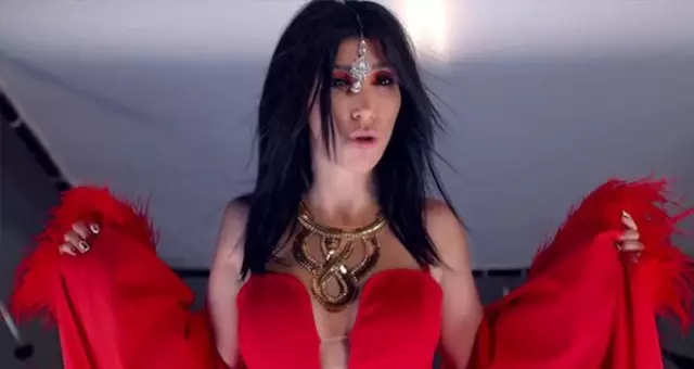 Ünlü şarkıcı Hande Yener, paylaşımıyla nefes kesti