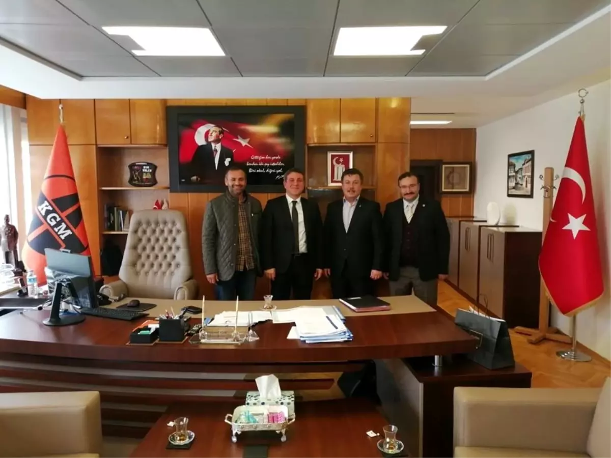 Karayolları Bölge Müdürü Mehmet Aşık'a teşekkür ziyareti