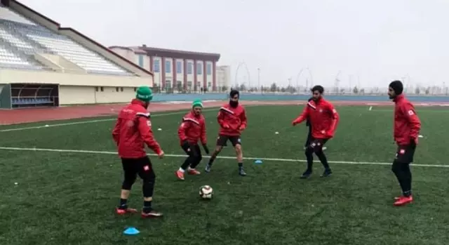 Kars 36 Spor'un Trabzon yolculuğu başladı Kars 36 Spor'un Trabzon yolculuğu başladı