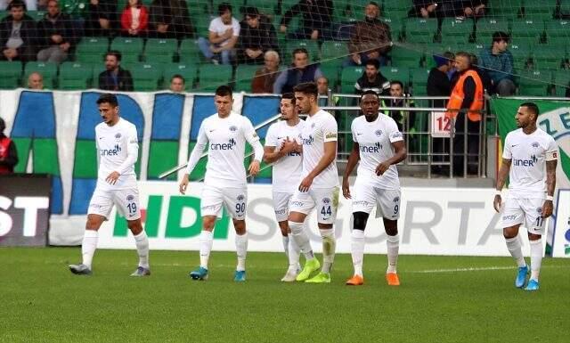 Kasımpaşa, Ç. Rizespor'u 3-0 mağlup etti!