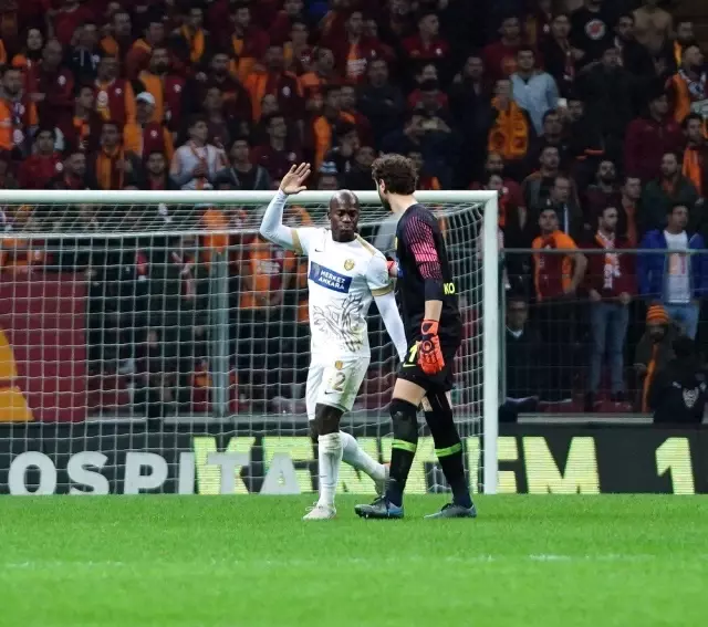 Süper Lig: Galatasaray: 2 - Ankaragücü: 2 (Maç sonucu) Süper Lig: Galatasaray: 2 - Ankaragücü: 2 (Maç sonucu)