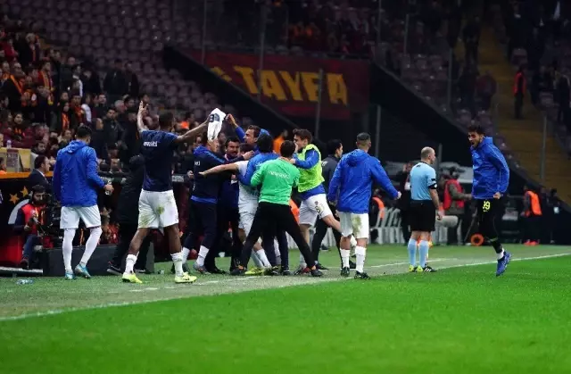 Süper Lig: Galatasaray: 2 - Ankaragücü: 2 (Maç sonucu) Süper Lig: Galatasaray: 2 - Ankaragücü: 2 (Maç sonucu)