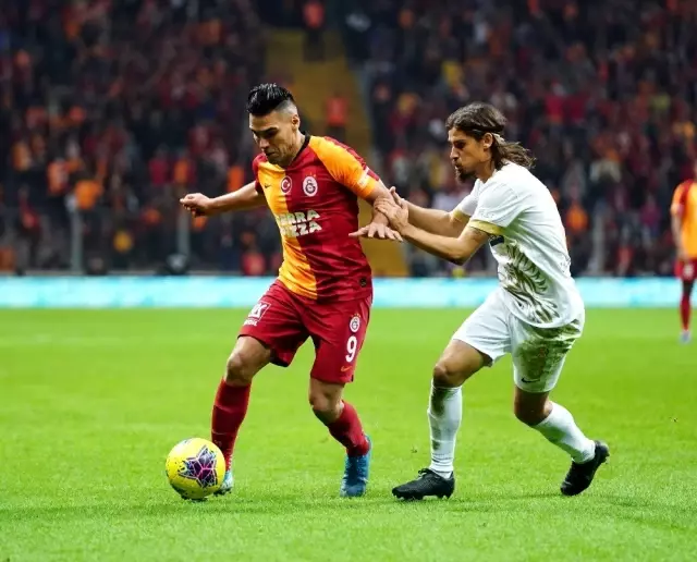 Süper Lig: Galatasaray: 2 - Ankaragücü: 2 (Maç sonucu) Süper Lig: Galatasaray: 2 - Ankaragücü: 2 (Maç sonucu)
