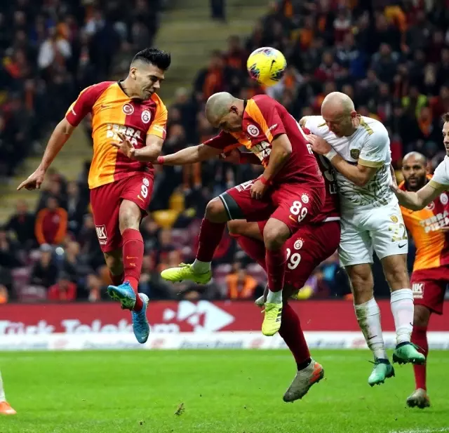 Süper Lig: Galatasaray: 2 - Ankaragücü: 2 (Maç sonucu) Süper Lig: Galatasaray: 2 - Ankaragücü: 2 (Maç sonucu)