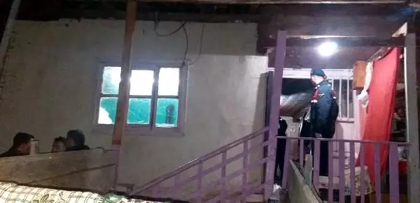 48 yaşındaki adam, 19 yaşındaki oğlunu av tüfeğiyle öldürdü 48 yaşındaki adam, 19 yaşındaki oğlunu av tüfeğiyle öldürdü