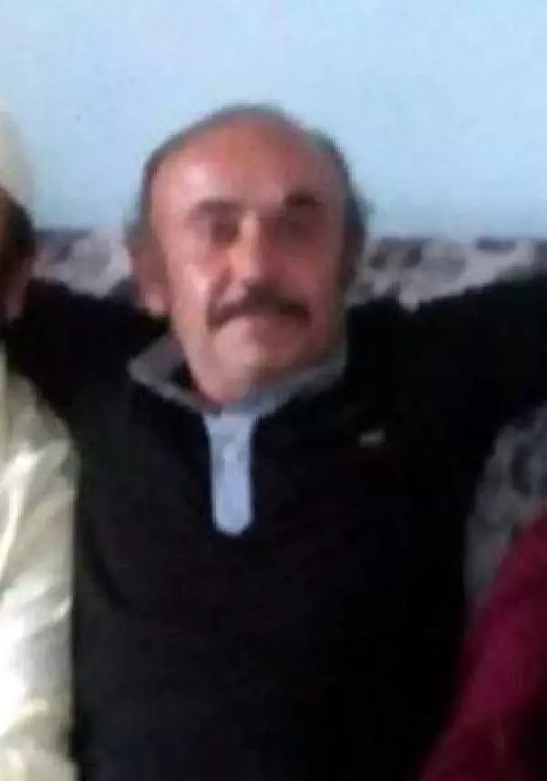 48 yaşındaki adam, 19 yaşındaki oğlunu av tüfeğiyle öldürdü 48 yaşındaki adam, 19 yaşındaki oğlunu av tüfeğiyle öldürdü