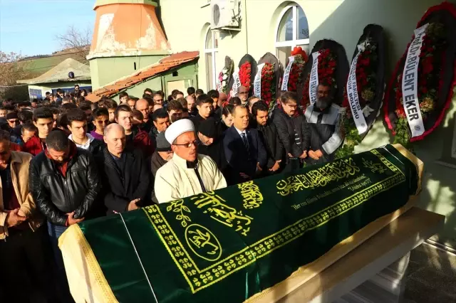 Tekirdağ'da otomobille çarpışan motosikletin sürücüsü hayatını kaybetti Tekirdağ'da otomobille çarpışan motosikletin sürücüsü hayatını kaybetti