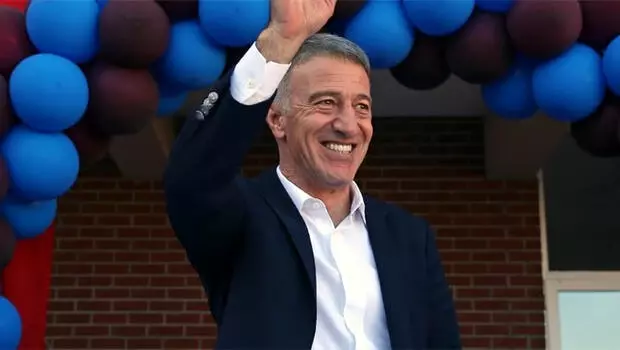 Trabzonspor Başkanı Ahmet Ağaoğlu: Trabzonspor Başkanı Ahmet Ağaoğlu: