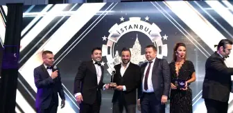 Arzu Yanardağ: Ünlülerin akın ettiği gecede Türkiye Altın Marka Ödülleri sahiplerini buldu! Arzu Yanardağ: Ünlülerin akın ettiği gecede Türkiye Altın Marka Ödülleri sahiplerini buldu!