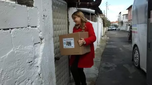 Üniversiteli gençler, ihtiyaç sahibi ailelerin umudu oldu Üniversiteli gençler, ihtiyaç sahibi ailelerin umudu oldu