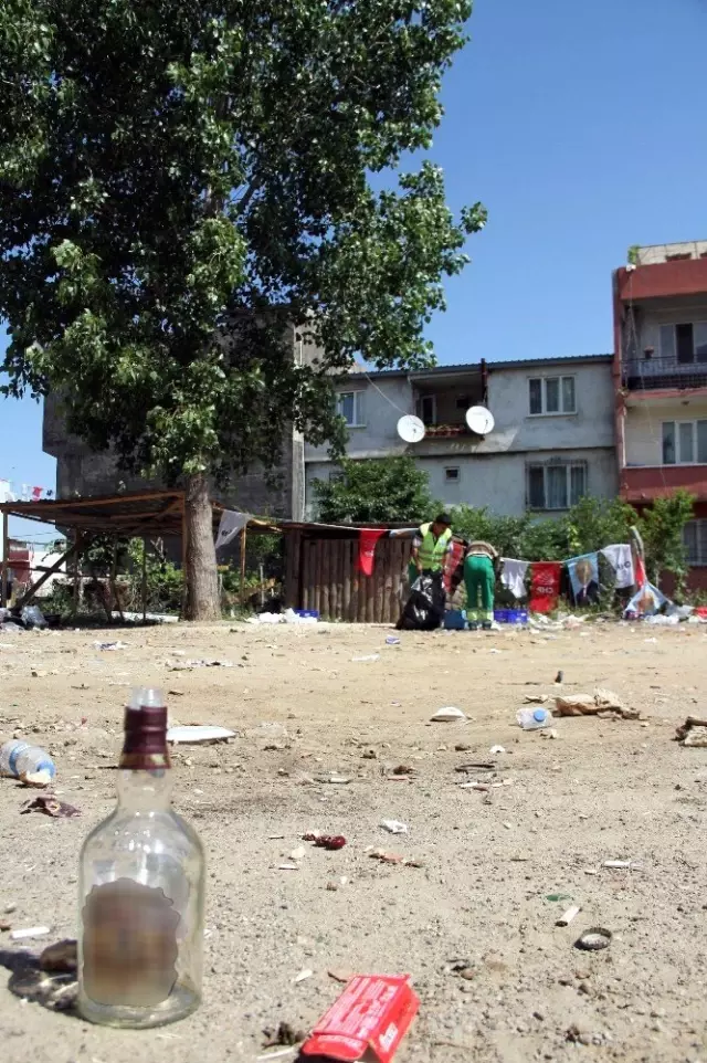 'Sahneye neden çağırmadın' cümlesiyle başlayan cinayetlerin sanıklarına ceza yağdı 'Sahneye neden çağırmadın' cümlesiyle başlayan cinayetlerin sanıklarına ceza yağdı